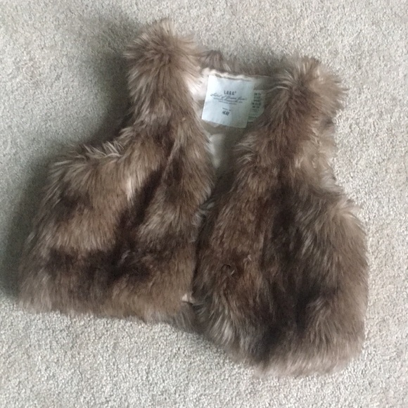 H&M Other - H&M Vest Faux Fur Girl 8-9Y